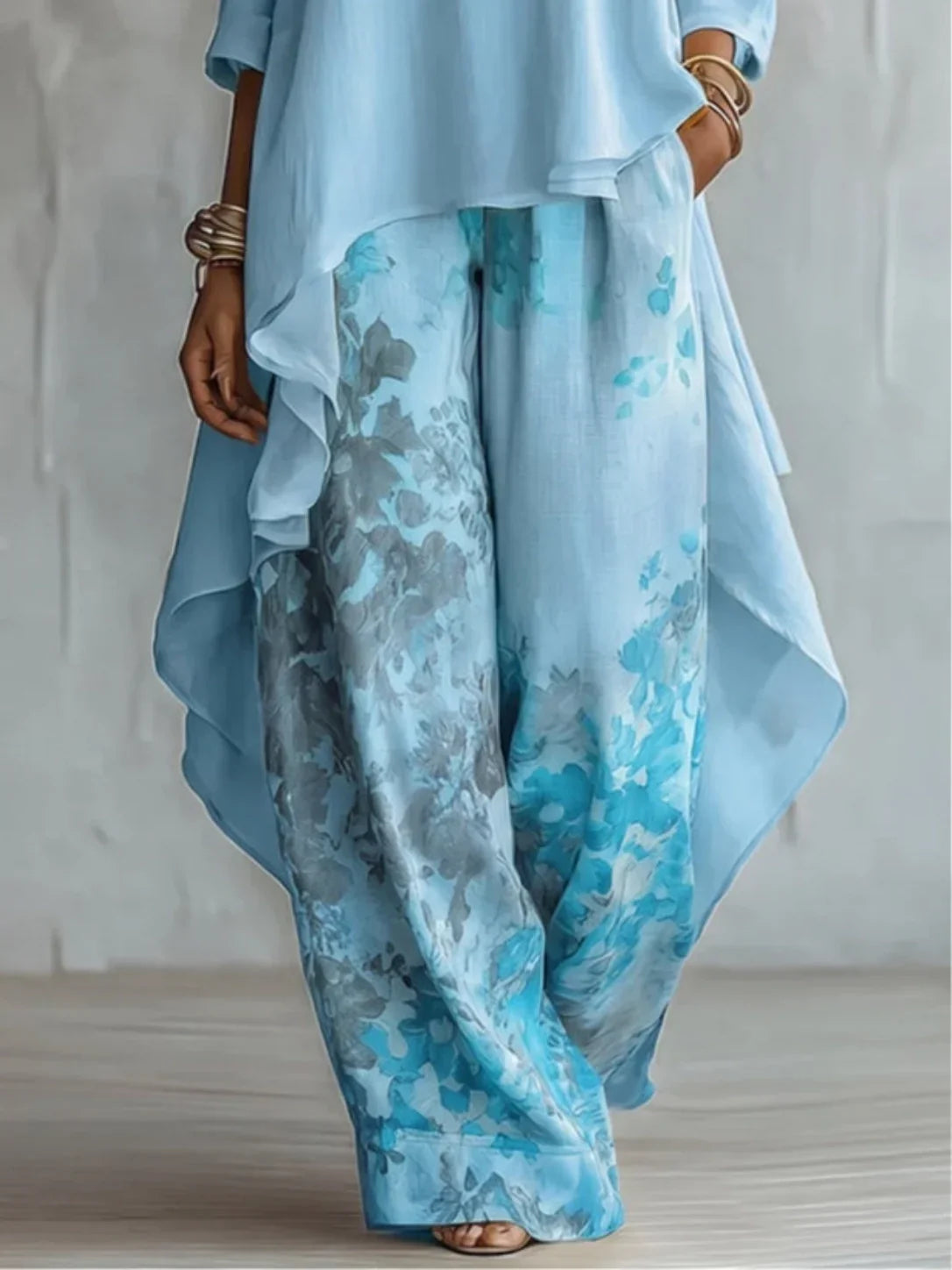 ANTONELLA | ASYMMETRICAL FLUID FLORAL SET