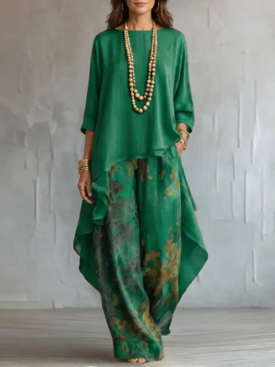 ANTONELLA | ASYMMETRICAL FLUID FLORAL SET