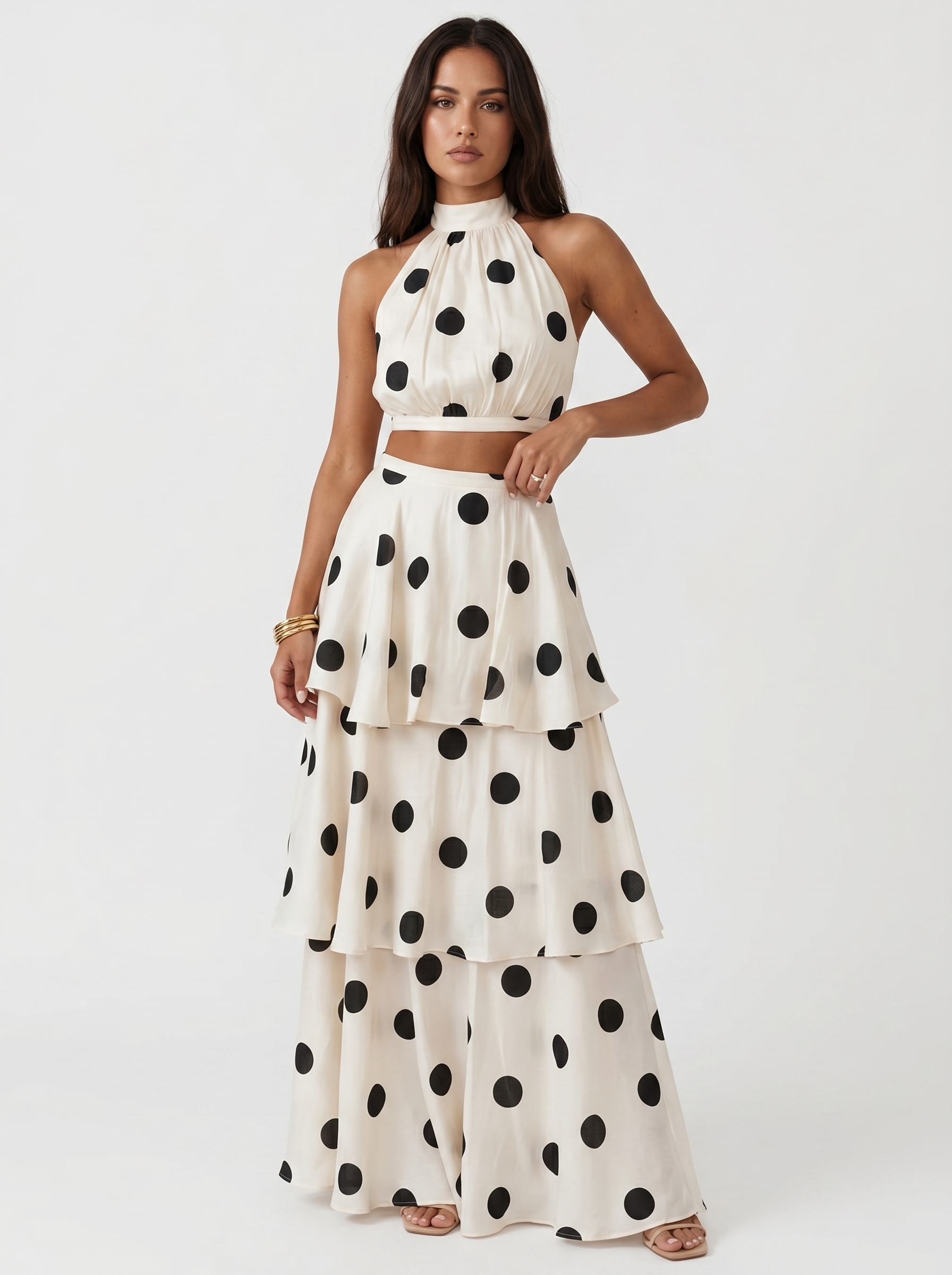 Complete top and long polka dot skirt