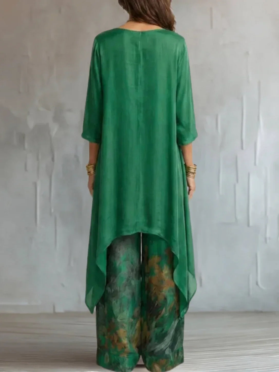 ANTONELLA | ASYMMETRICAL FLUID FLORAL SET