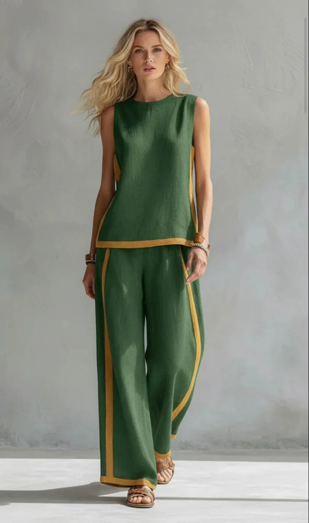 EMILIA | FLUID TWO-PIECE SET WITH CONTRAST DETAILS