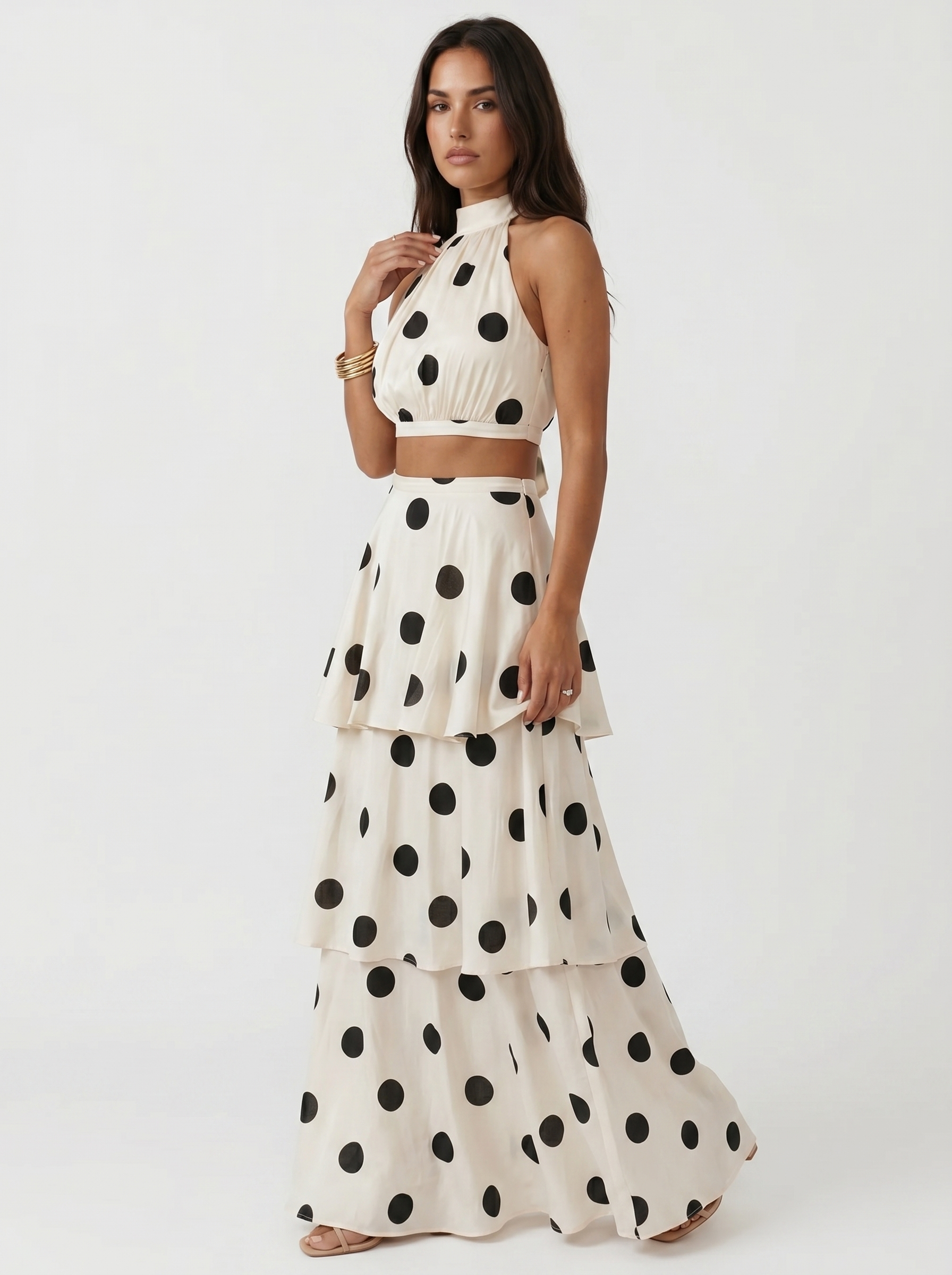 Complete top and long polka dot skirt